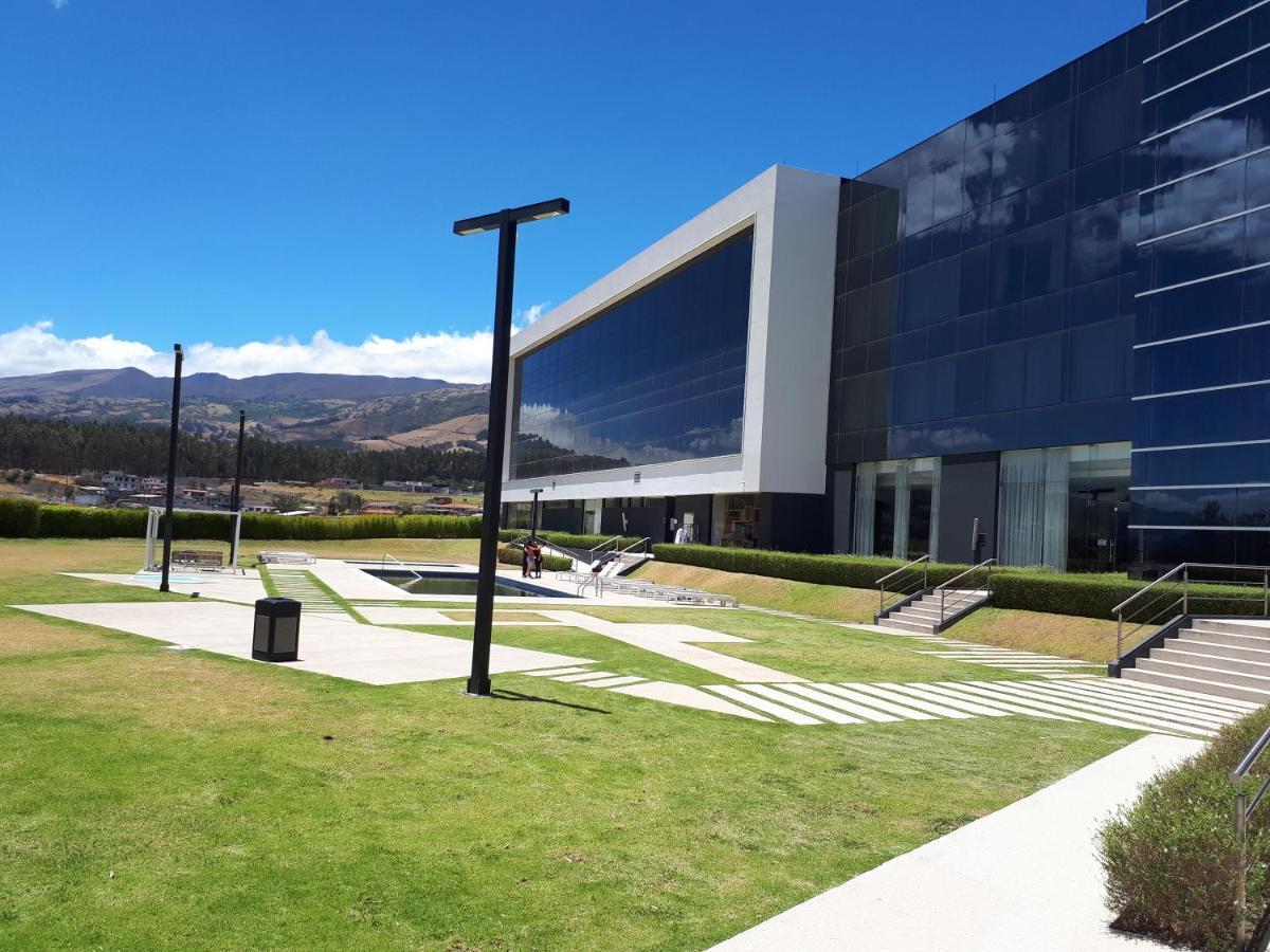 Eb Hotel By Eurobuilding Quito Airport Tababela Exterior photo