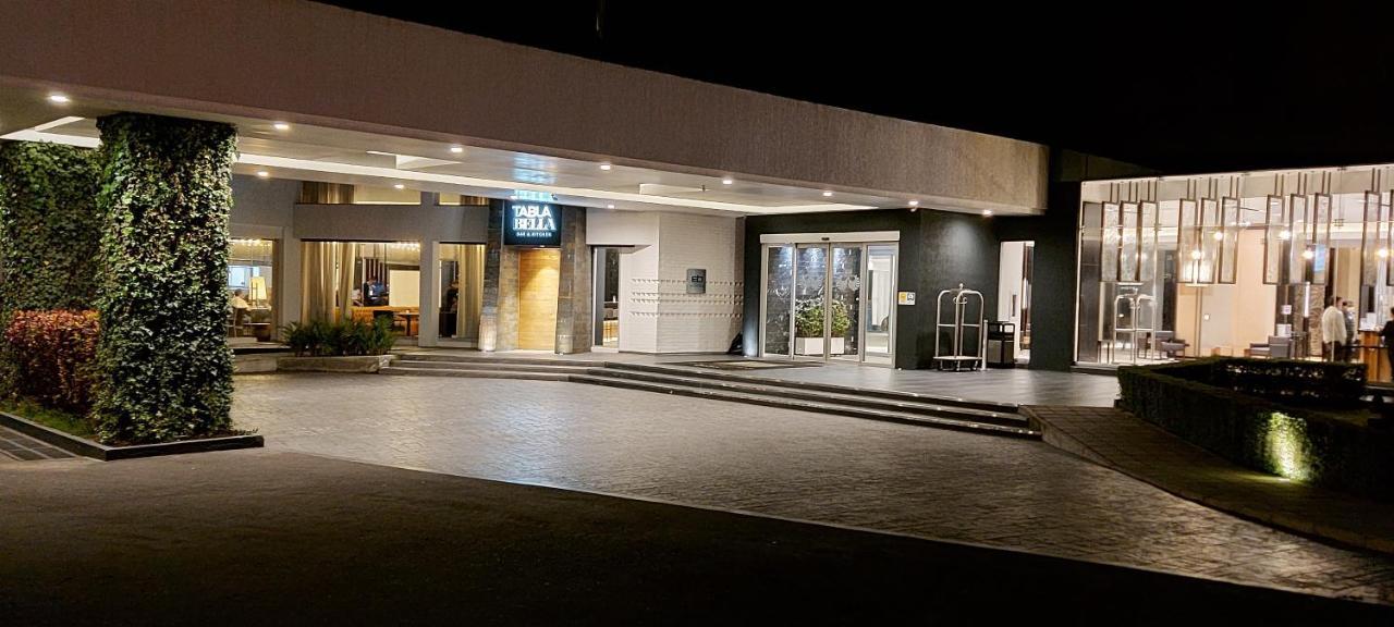 Eb Hotel By Eurobuilding Quito Airport Tababela Exterior photo